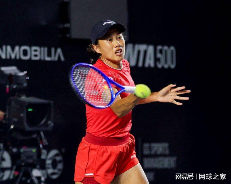 乐鱼体育-张帅决胜盘力竭无缘决赛，球迷支招梅总等快跑，小紫薇偷拿冠军