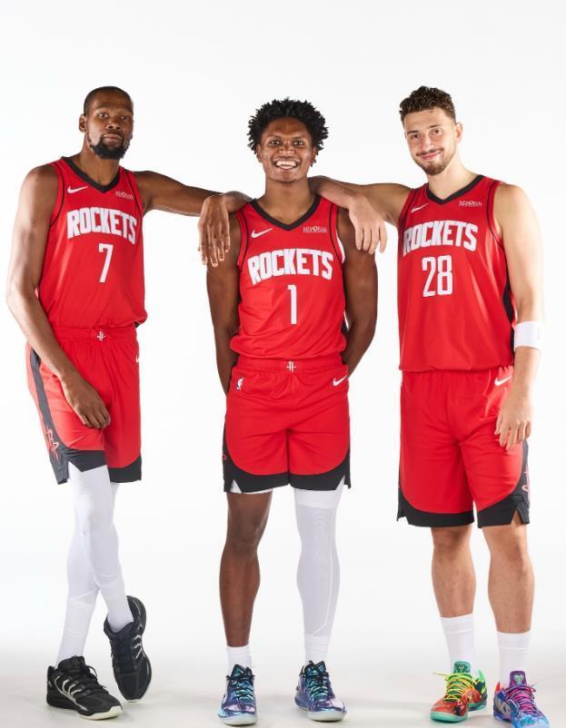 欢迎使用乐鱼app-2场6中1只得3分！火箭大闸回暖无望？5300万坑了斯通，交易难出手