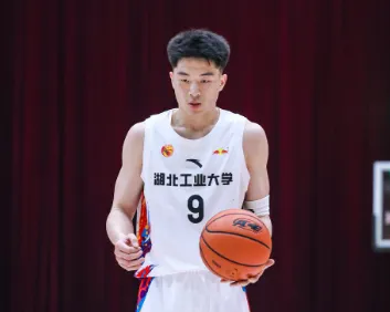 乐鱼官网官方网站-CUBAL西南赛区:黄浩杰22分,湖北工大战胜重庆师大