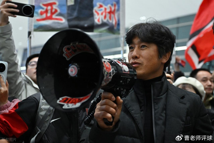 乐鱼官网官方网站-从1-4惨败到主帅瘫坐教练席!泰山换帅该选谁?答案就在这几个人里|宿茂臻|体育赛事讨论|山东泰山|韩鹏|成都蓉城足球俱乐部_新浪体育_新浪新闻