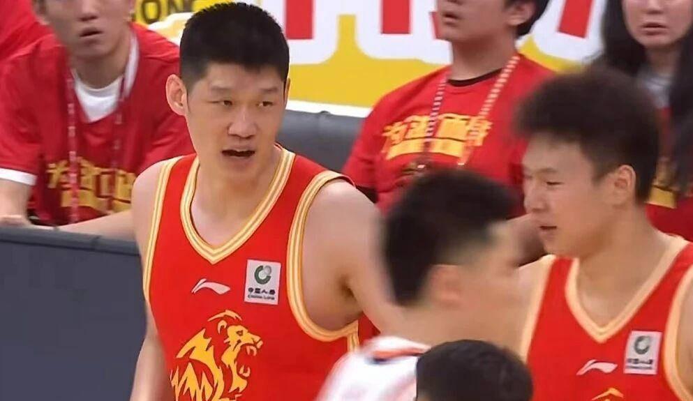 乐鱼体育-绝妙调整!广厦101-93击败上海挽回颜面,王博“弃2人”是关键